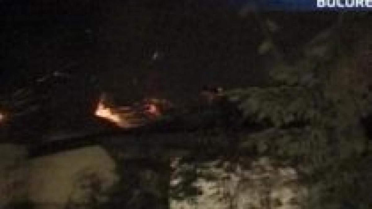 incendiu in capitala acoperisul unei case a fost cuprins de flacari