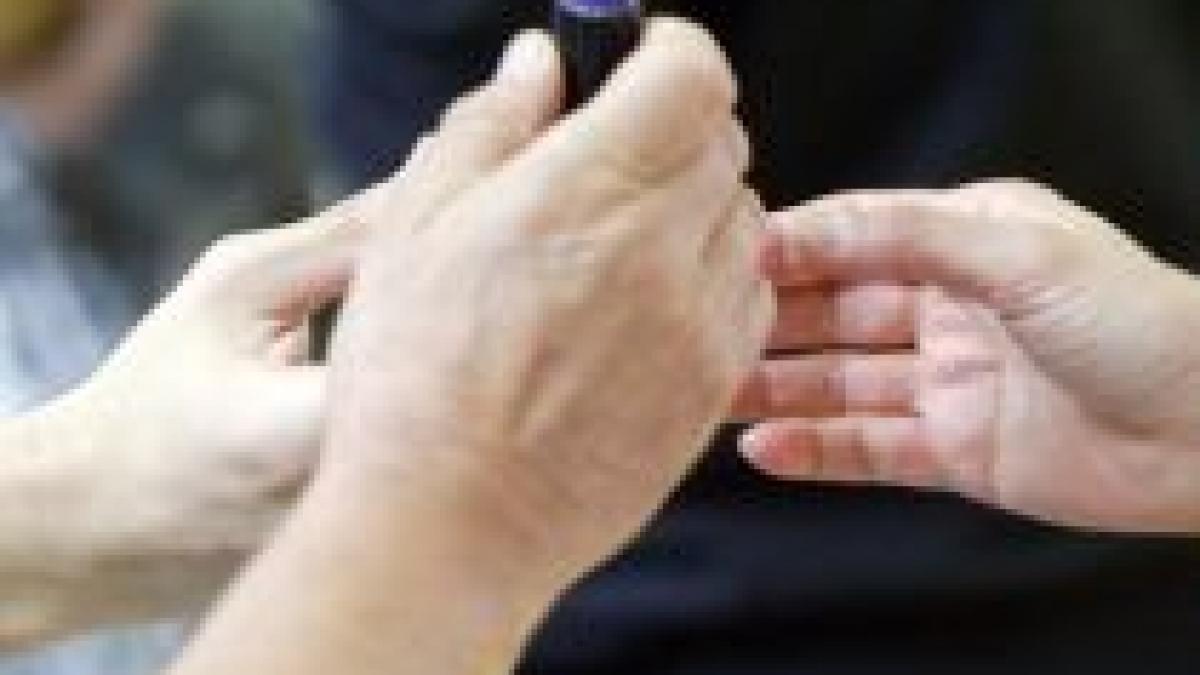 mai recomanda folosirea de stampile personalizate pentru a se evita fraudarea alegerilor