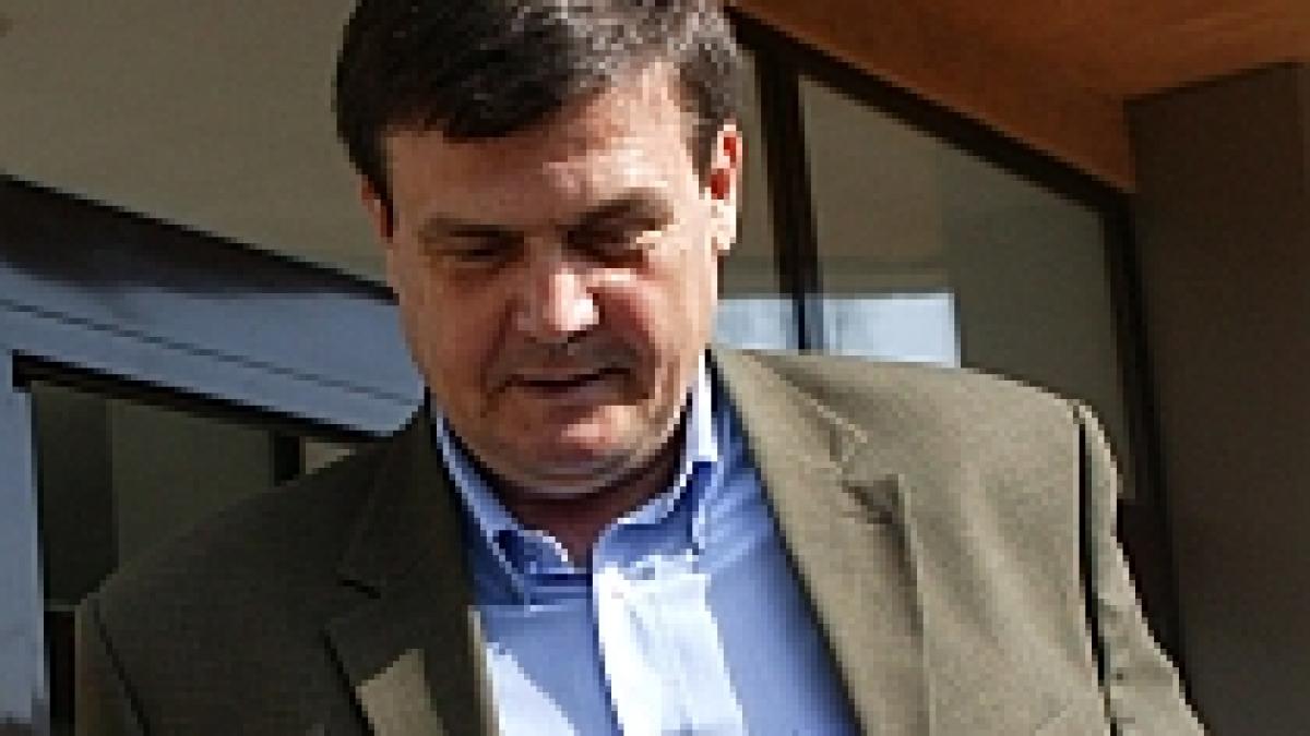 condescu cere desfiintarea frf si lpf si formarea unei noi asociatii