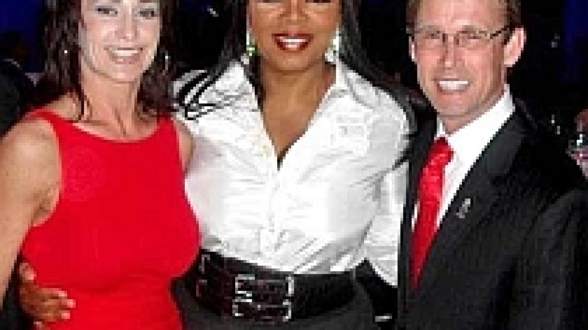 nadia oprah si michelle obama sustin organizarea jo in chicago