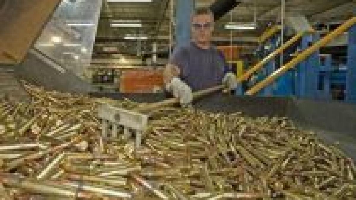 Producătorii de gloanţe din SUA nu reuşesc să facă faţă cererii