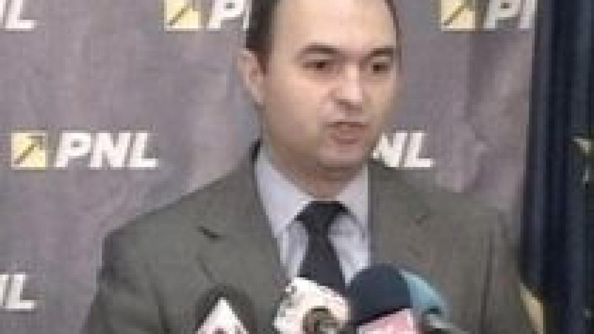 liberalii cer demisia ministrilor educatiei si muncii