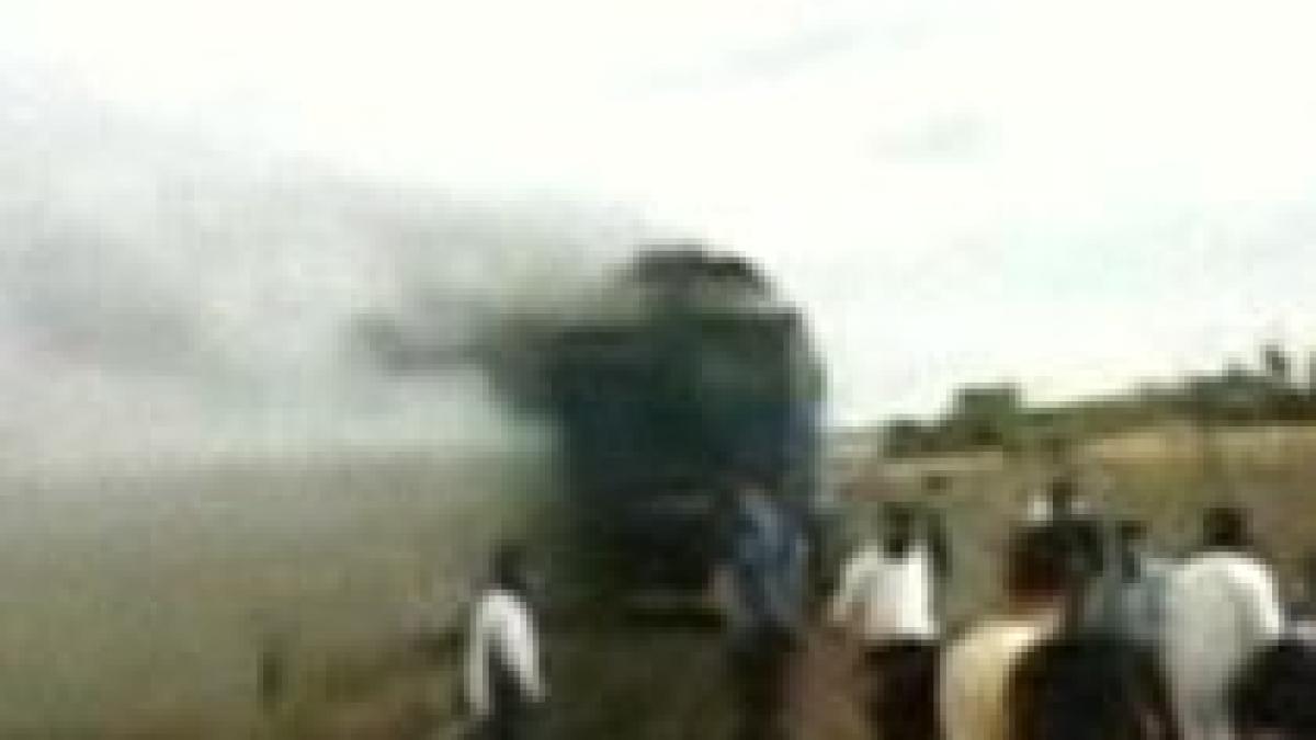 locomotiva unui tren personal a luat foc pe traseul dorohoi iasi video