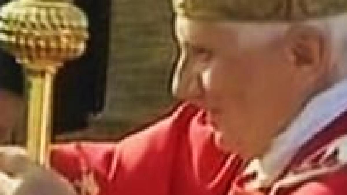 papa benedict si a incheiat vizita in cehia printr o liturghie in aer liber video