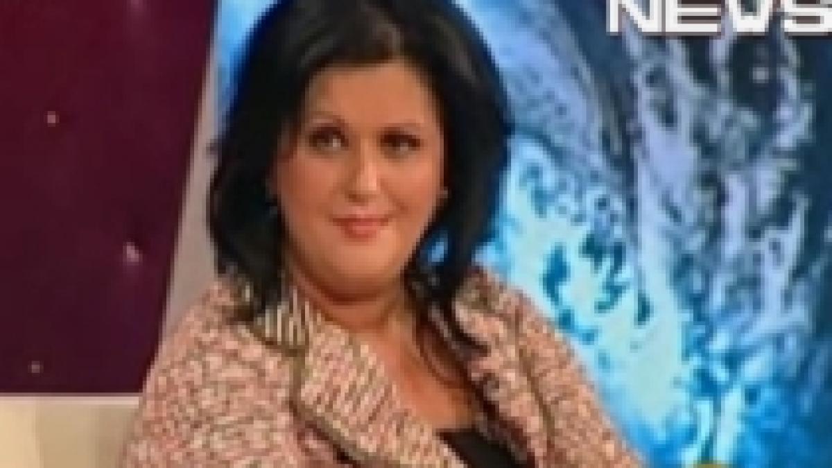 cearta in direct intre organizatoarele vizitei angelinei jolie in romania video