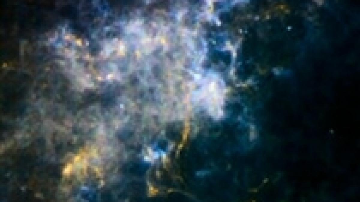 primele imagini spectaculoase din calea lactee trimise de telescopul herschel foto