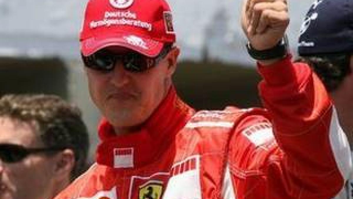 formula 1 ferrari vrea trei bolizi in concurs din 2010 unul fiind pentru michael schumacher