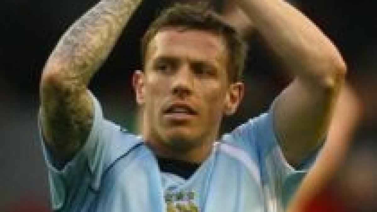 bellamy salveaza un punct pentru manchester city cu aston villa 1 1