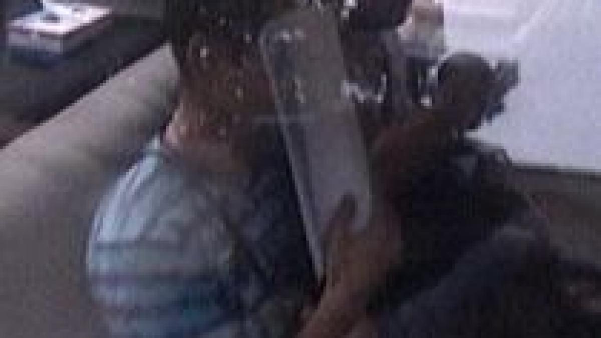 paznic de banca din romania retinut pentru spargeri din franta video