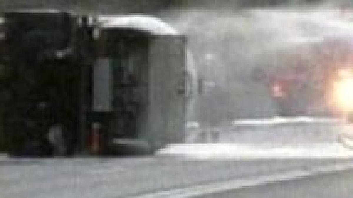 pericol de explozie pe valea oltului dupa ce o cisterna cu metanol s a rasturnat pe dn7