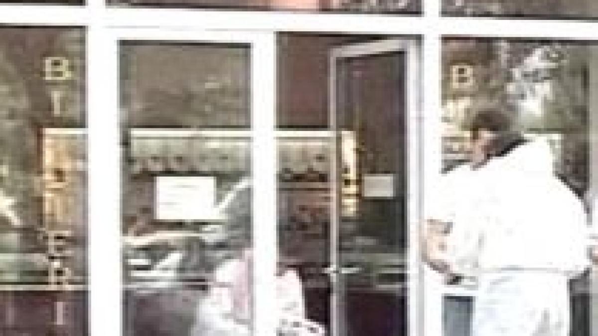 jaf la o casa de amanet din iasi un tanar a furat mai multe bijuterii