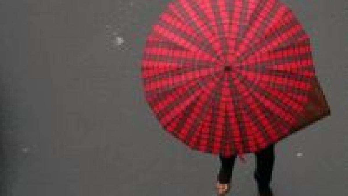 ultimul weekend de vara de luni incep ploile vezi prognoza meteo