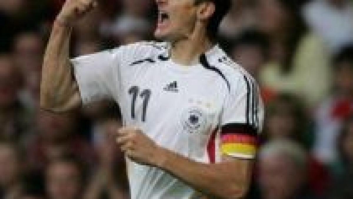 klose duce germania la cupa mondiala prin golul incris in rusia video