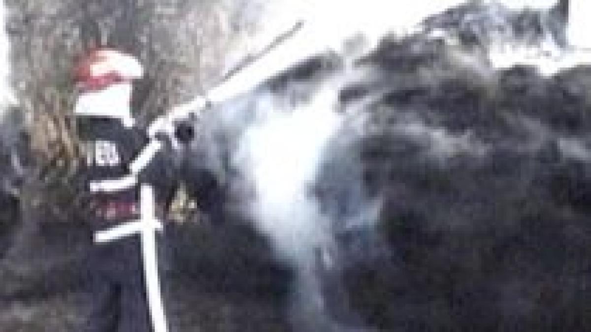 casa de vacanta din apropiere de baia mare distrusa de flacari