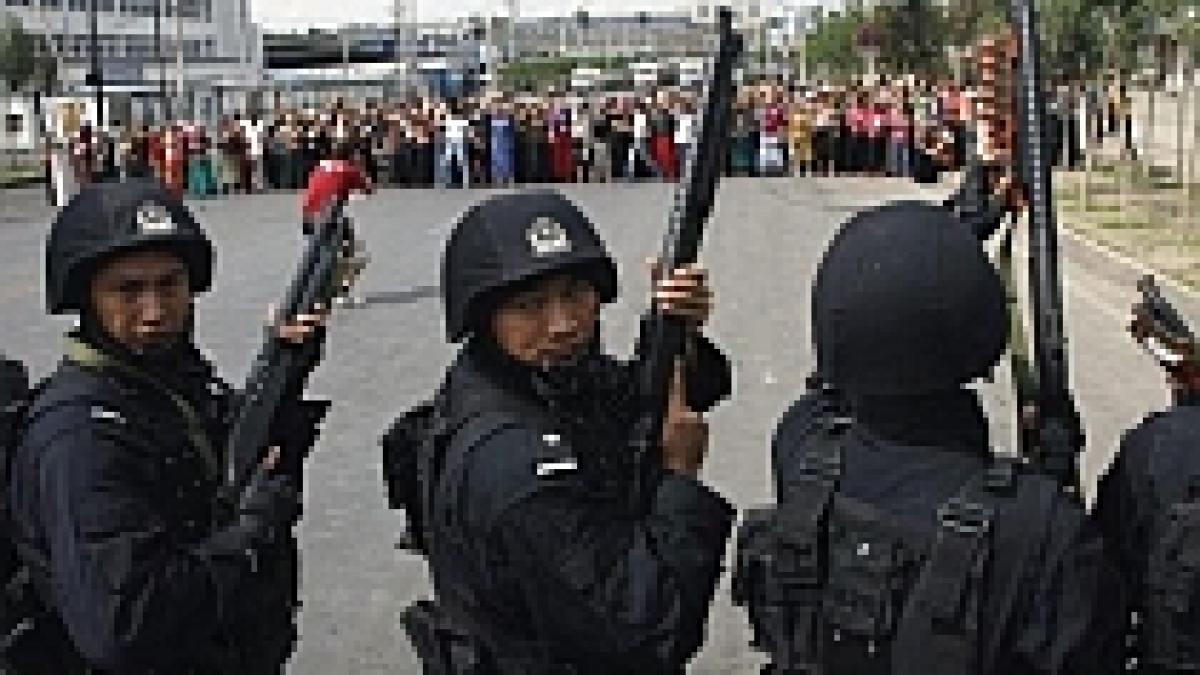 china condamna la moarte protestatarii din xinjiang