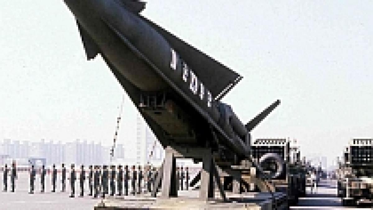 coreea de nord a efectuat cinci tiruri de racheta cu raza scurta de actiune