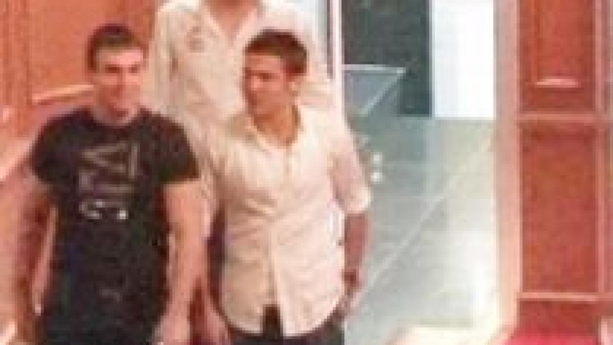 mutu imi gestionez timpul liber respectand regulile impuse de munca mea