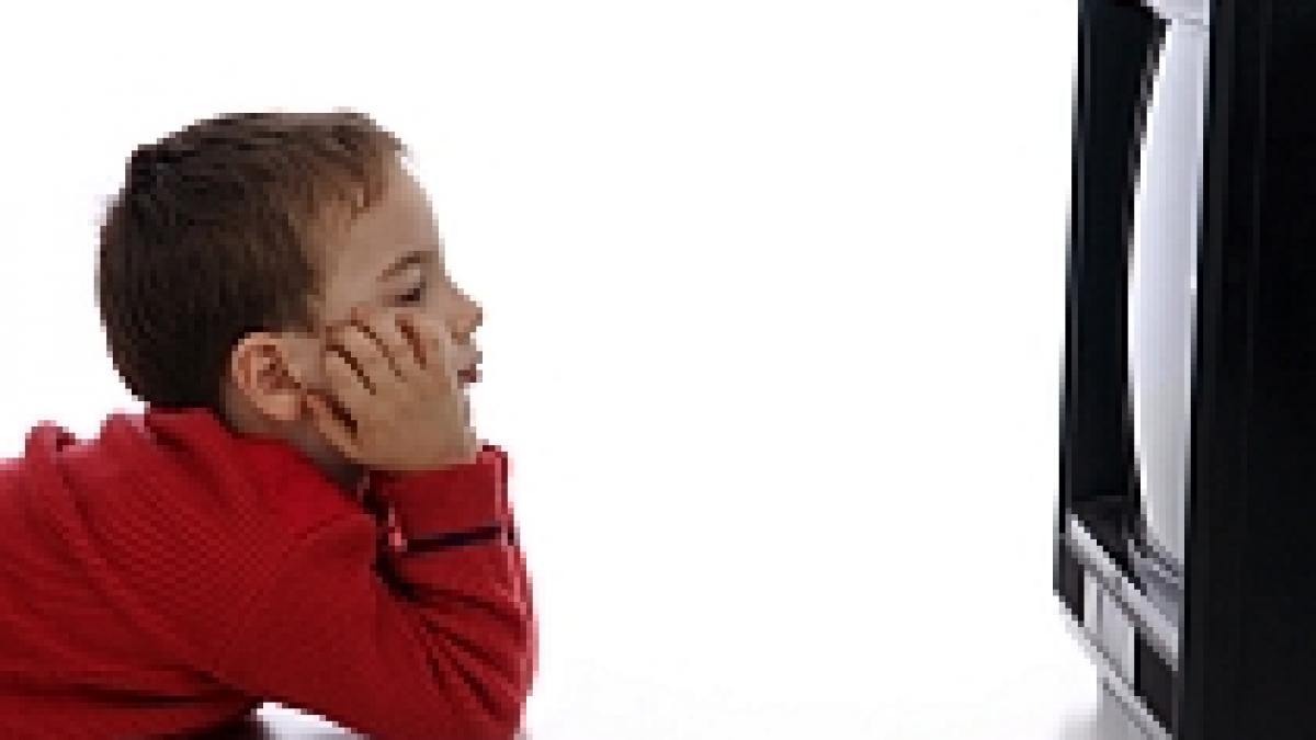 studiu copiii sub doi ani nu ar trebui sa se uite la televizor