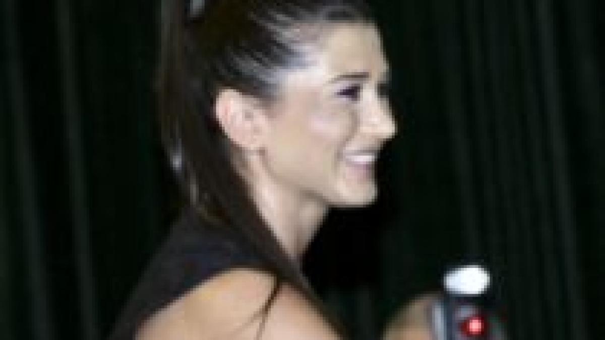 elena basescu a acceptat cererea in casatorie a lui bogdan ionescu zis syda