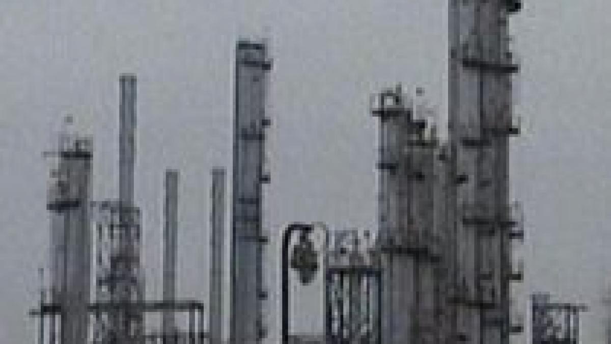 accident de munca la petromidia un om a murit si alti trei au fost grav raniti