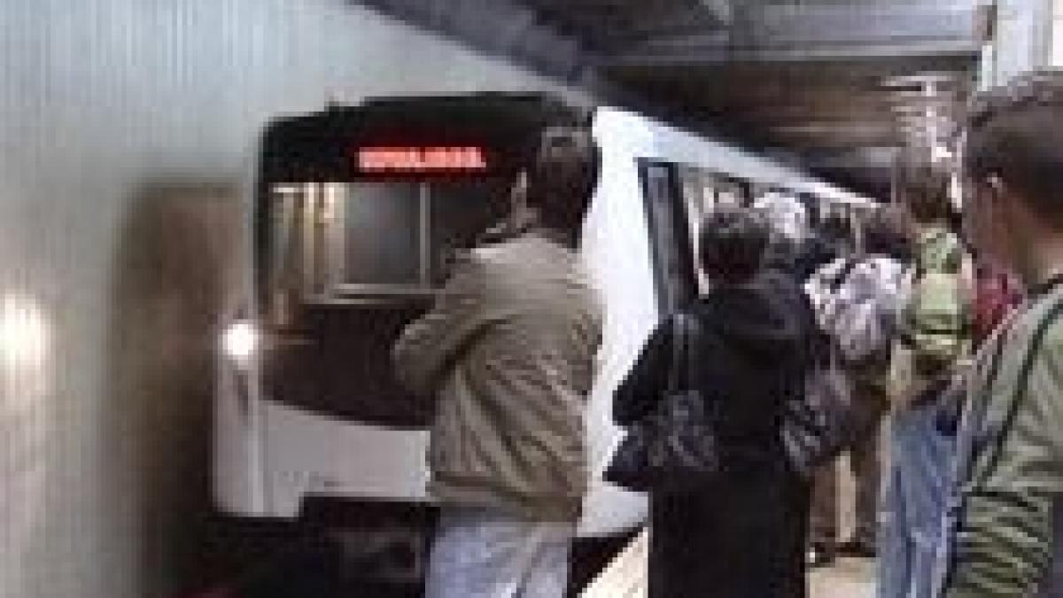 metrou blocat intre dristor si piata muncii din cauza unei probleme tehnice
