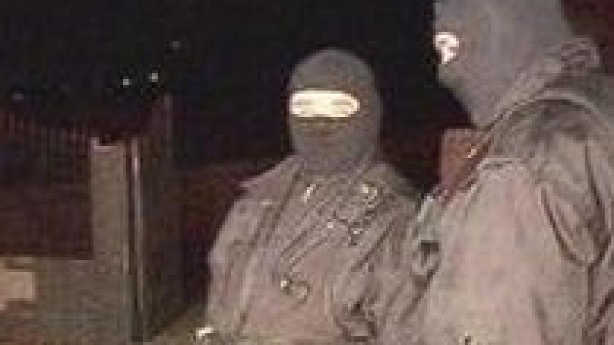 dambovita mai multi oameni de afaceri acuzati de inselatorie saltati de politisti