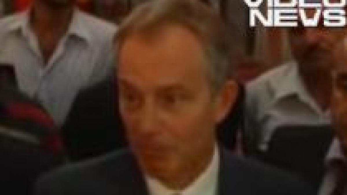 tony blair agresat verbal intr o moschee un cetatean palestinian l a numit terorist video