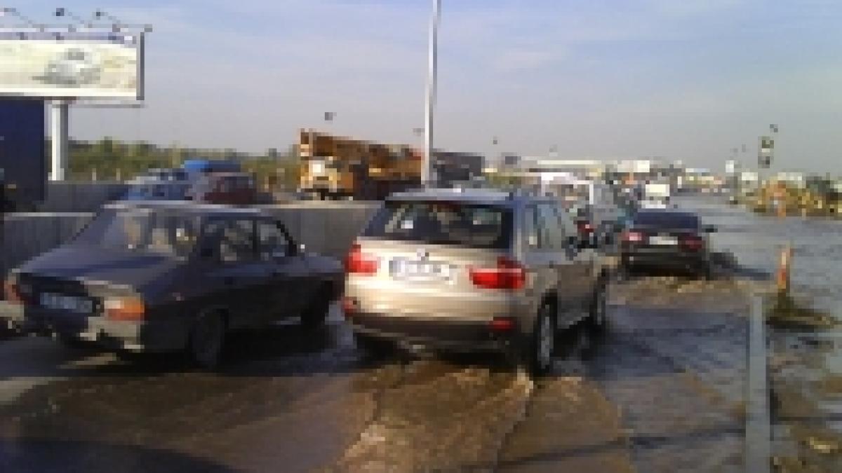 inundatie si blocaj rutier pe traseul folosit de vicepresedintele sua in timpul vizitei din romania