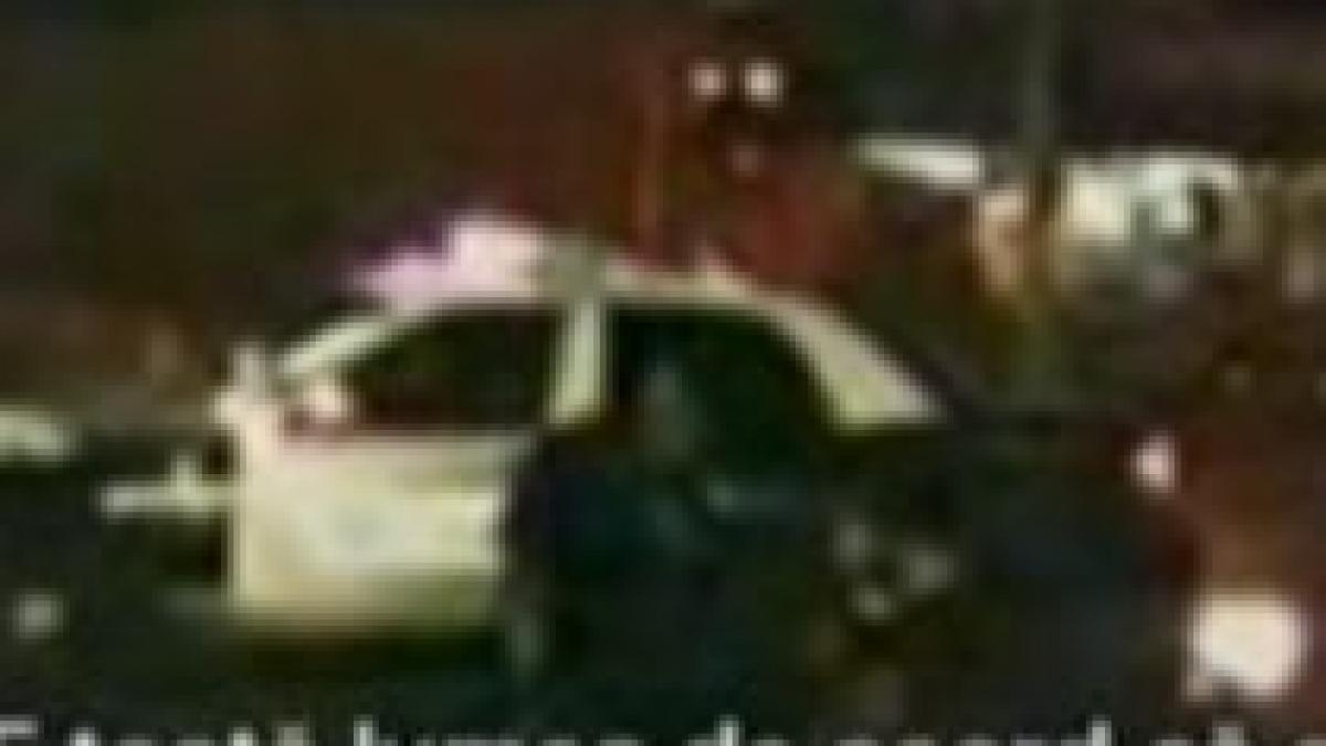 politia americana recidiveaza oamenii legii bat un suspect deja cazut la pamant video