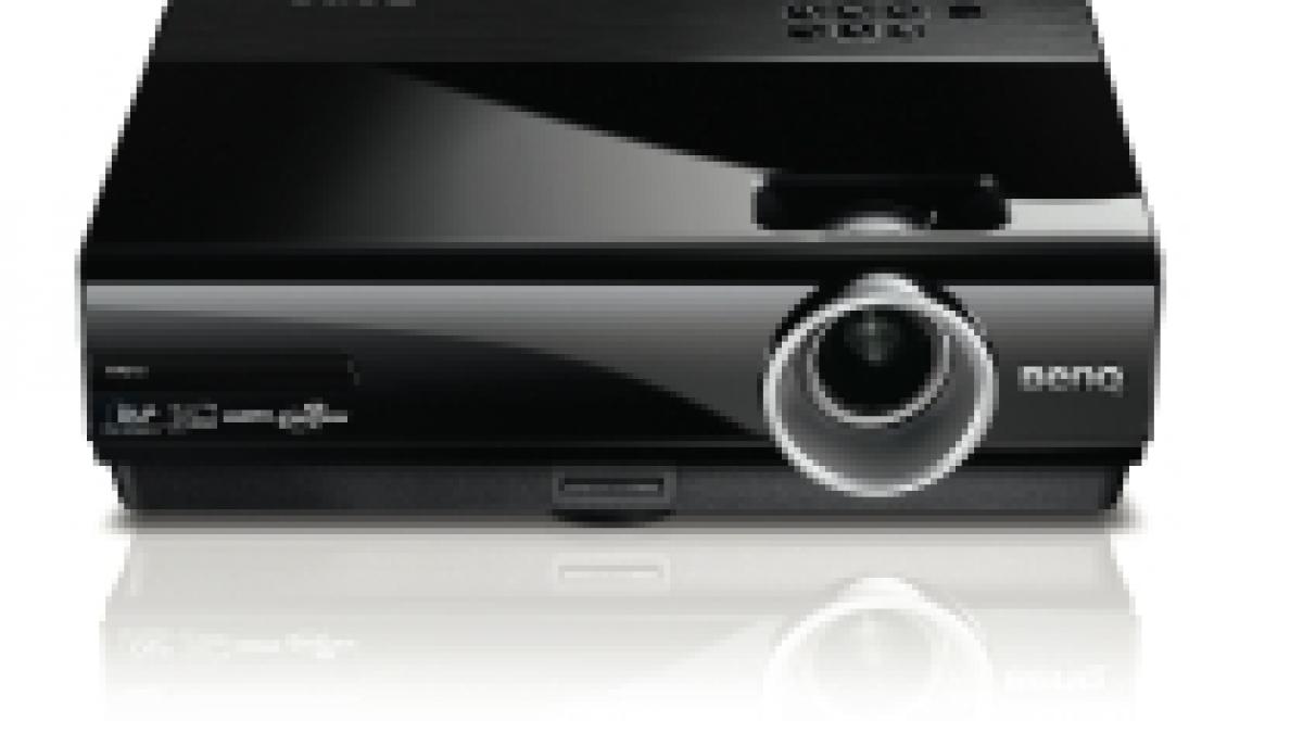 benq anunta primele proiectoare 3d din romania si monitoare full hd cu led si multi hub