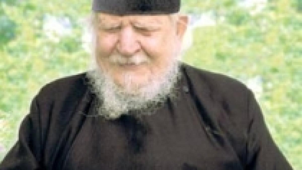 a murit parintele teofil paraian de la sambata de sus unul din marii duhovnici ai romaniei