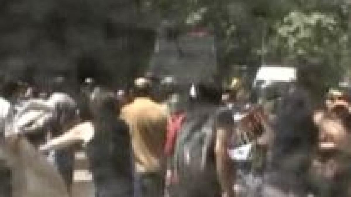 chile ciocniri violente intre profesori si fortele de ordine din cauza salariilor neplatite video