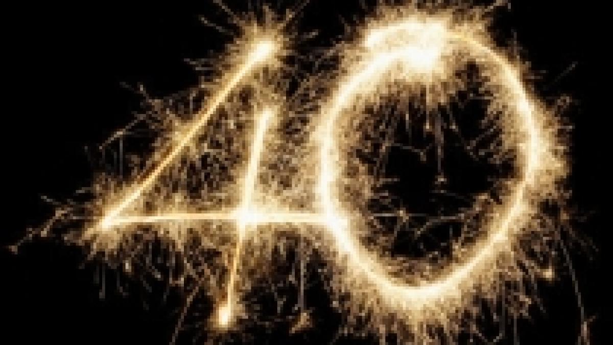 la multi ani internet s au implinit 40 de ani de la nasterea primelor retele de calculatoare