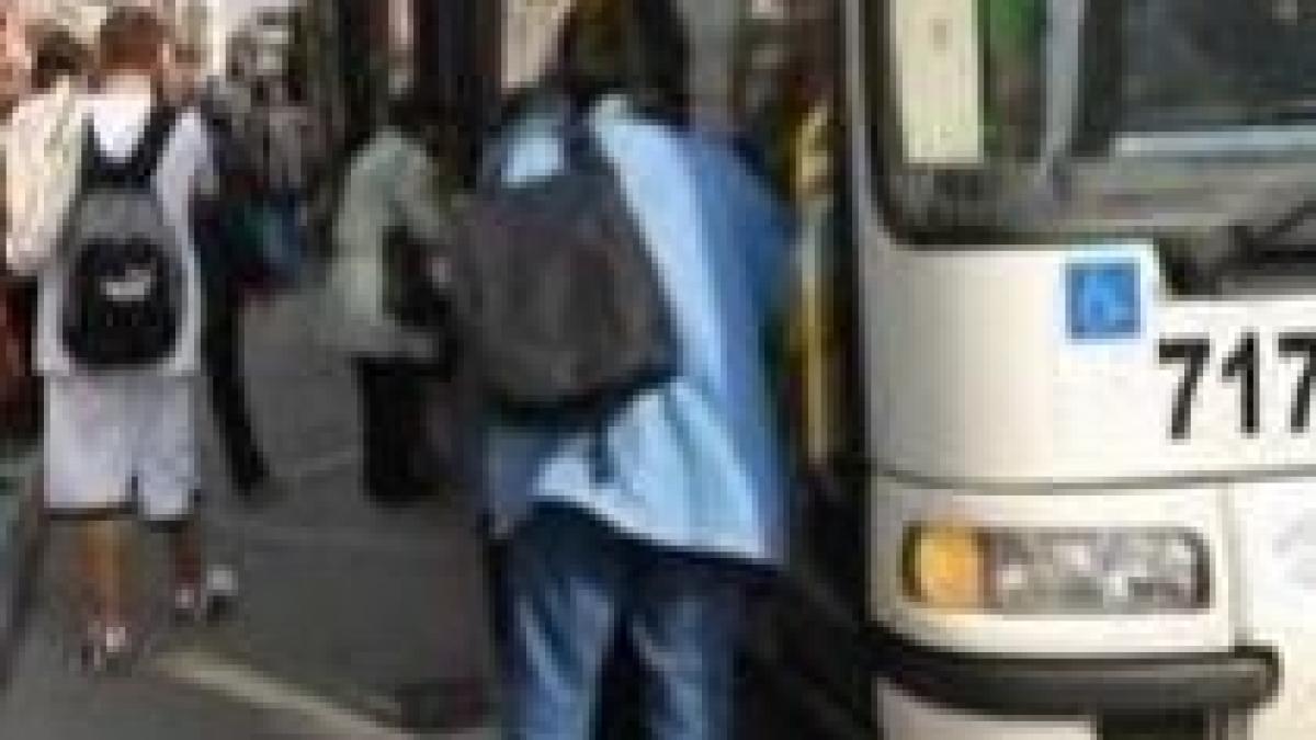 masura impotriva aglomeratiei primarul clujului ii roaga pe pensionari sa nu circule in orele de