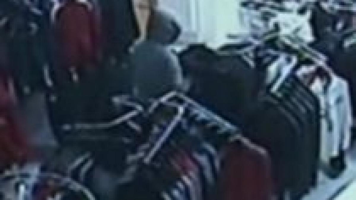 record de viteza la arad bunuri in valoare de peste 16 000 de lei furate in 11 secunde video