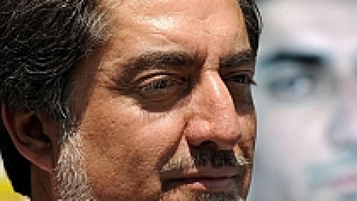 afganistan concurentul lui karzai nu va mai candida in turul doi