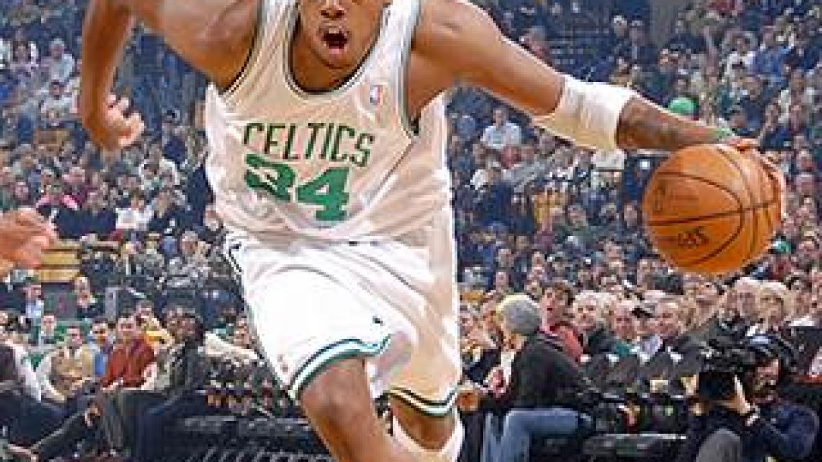 boston celtics castiga pentru a patra oara la rand in noul sezon nba 97 87 cu hornets video