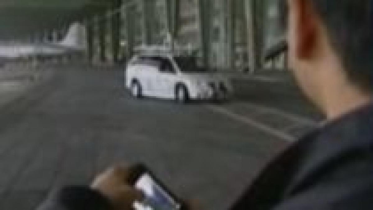 masina condusa cu iphone ul prezentata in germania video