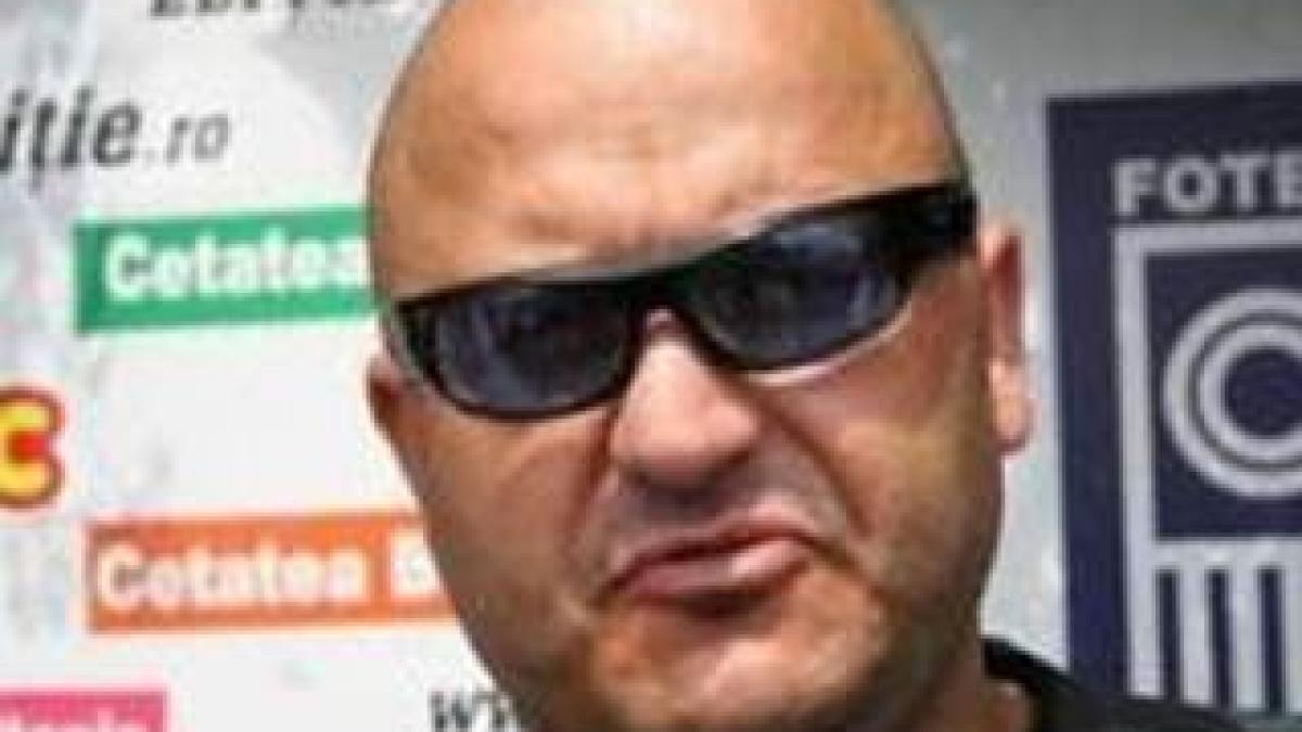 adrian mititelu razvan lucescu nu este bolnav psihic ci doar are probleme psihologice