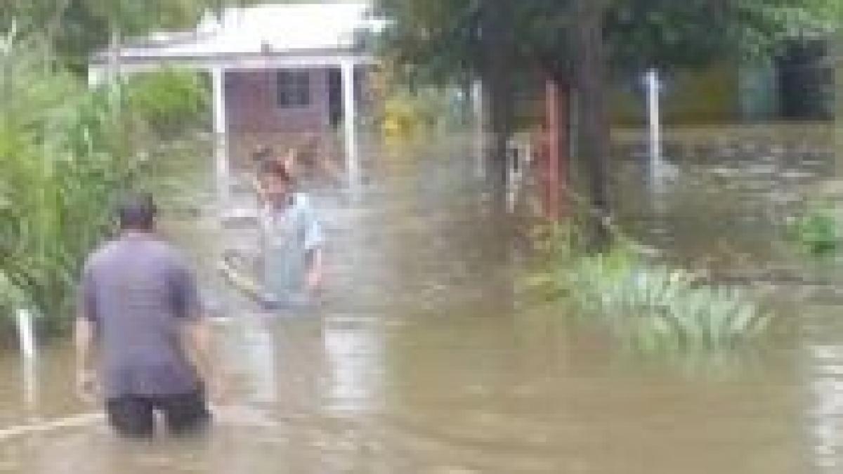 inundatii devastatoare in mexic patru oameni au murit