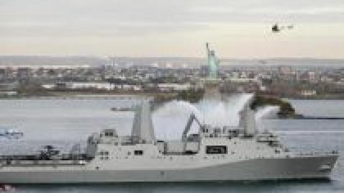 nava uss new york construita partial din ramasitele wtc a fost inaugurata sambata