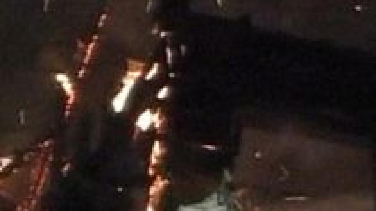 incendiu de proportii la iasi mansarda unui imobil distrusa de flacari video