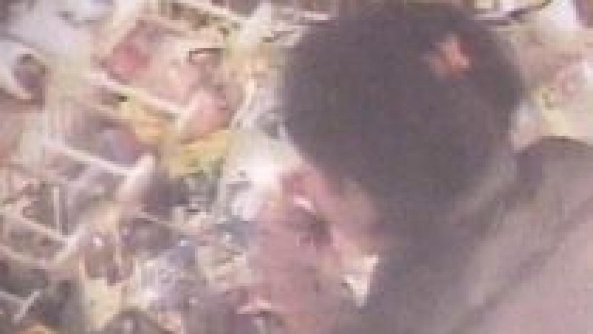 politista surprinsa de camerele de supraveghere cand fura dintr un hipermarket video