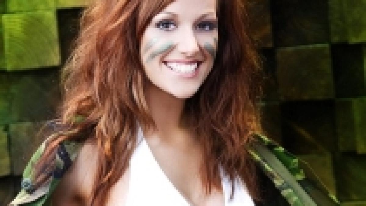 un soldat va reprezenta anglia la miss world video