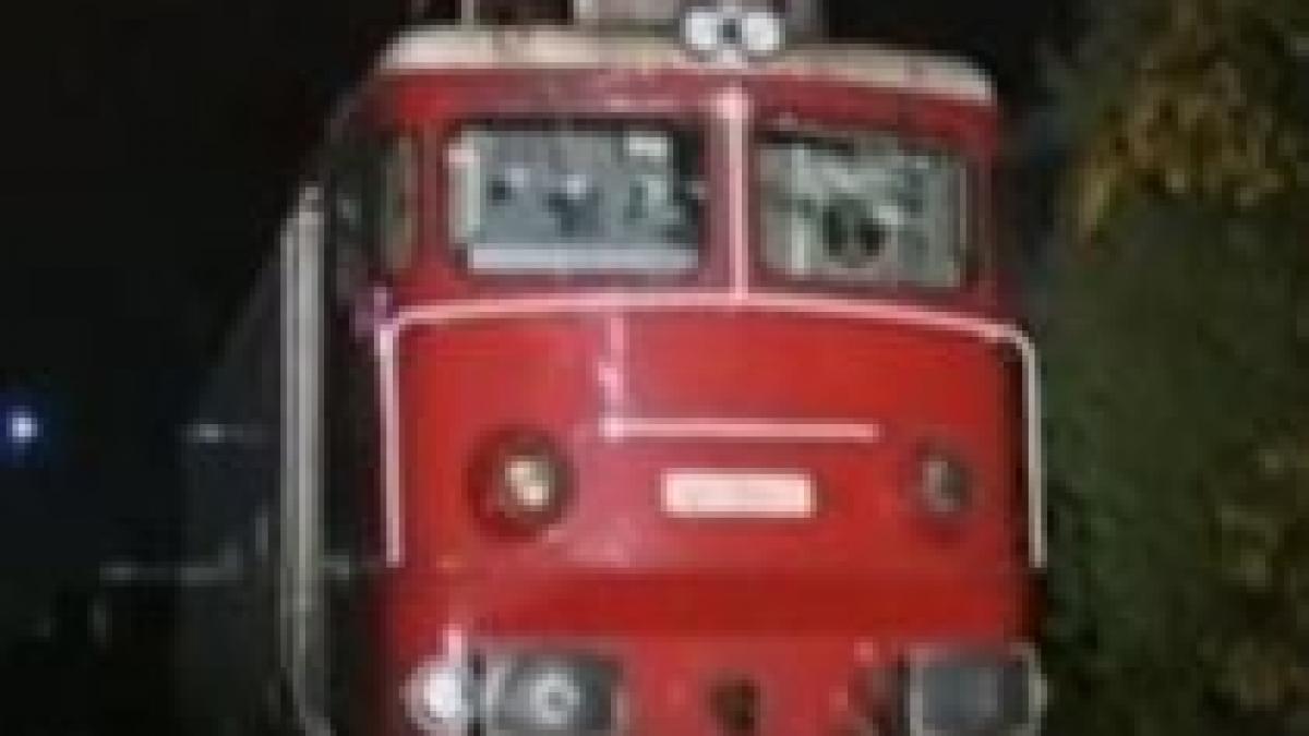 bistrita deranjat de zgomot un barbat a distrus trei locomotive video