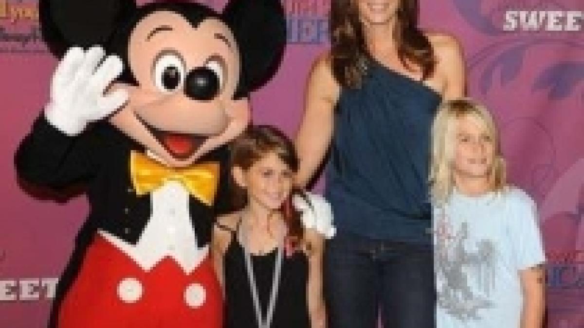 cindy crawford santajata de bona copiilor ei