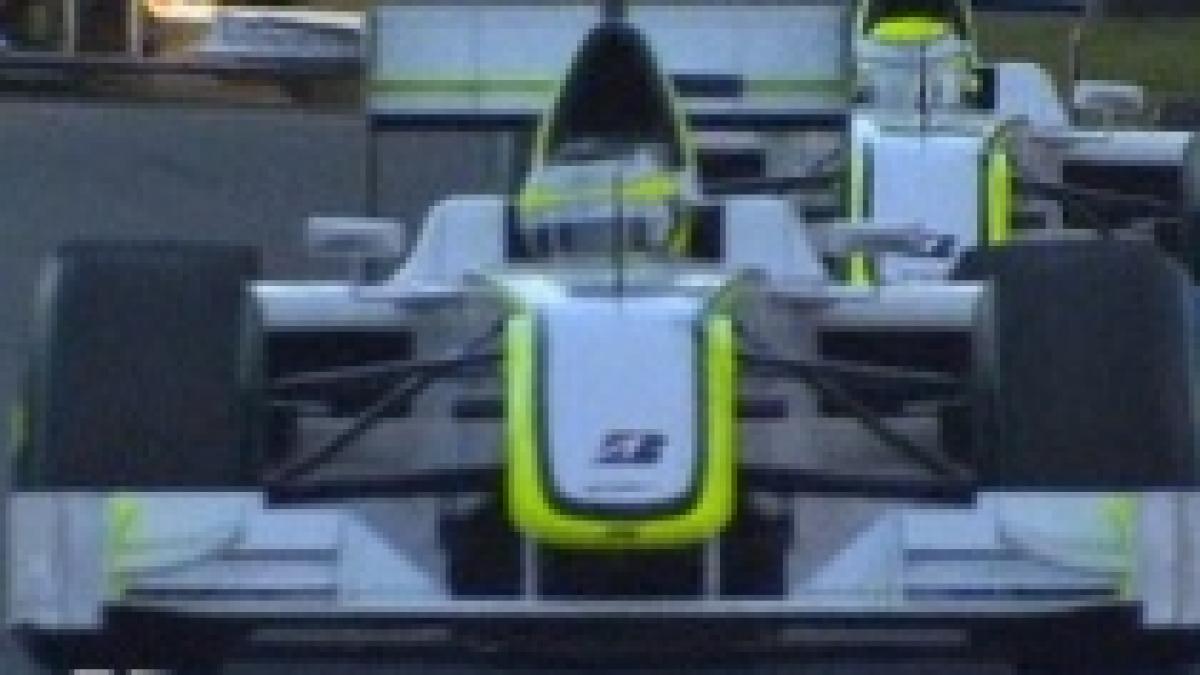 mercedes a preluat brawngp iar ultimii doi campioni mondiali ai f1 ar putea deveni colegi la mclaren