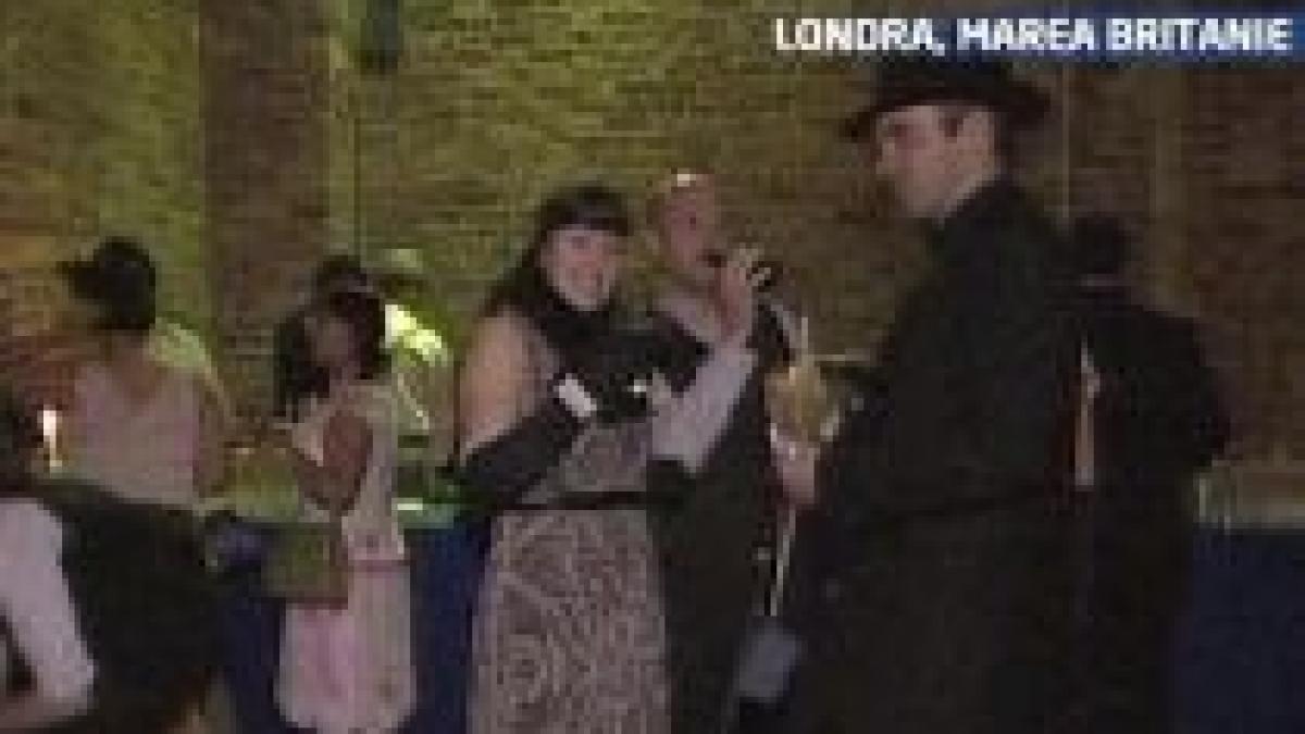 petreceri in stilul anilor 20 cel mai nou mod de a uita de griji al britanicilor video