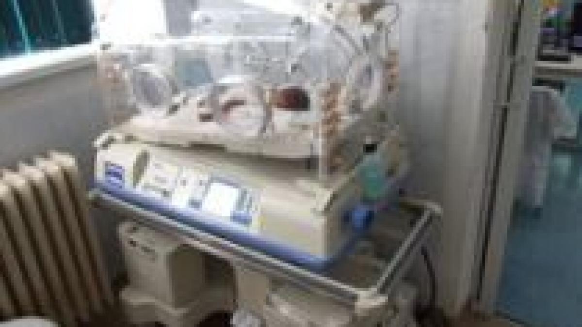 parintii bebelusului ars in incubator vor depune o plangere penala pentru neglijenta si vatamare