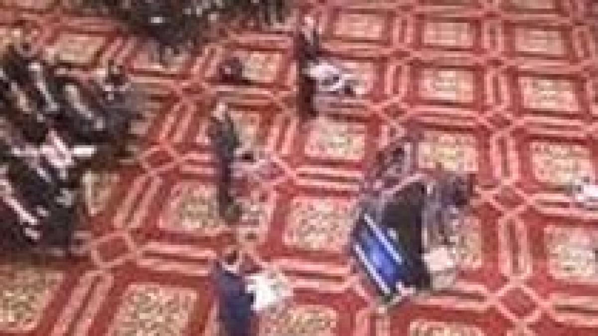 ultimele mesaje electorale transmise de candidati la finalul confruntarii de la parlament video